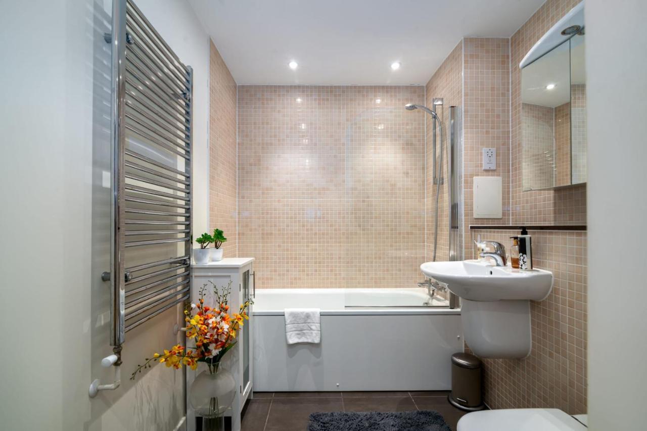 Guestready - Magnificent City View Penthouse Londen Buitenkant foto